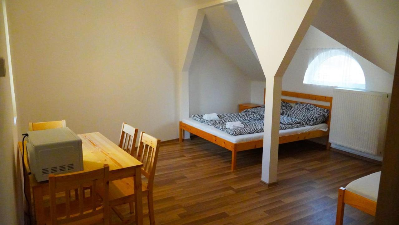 Pajkos Poni Vendeghaz Otel Miskolc Dış mekan fotoğraf